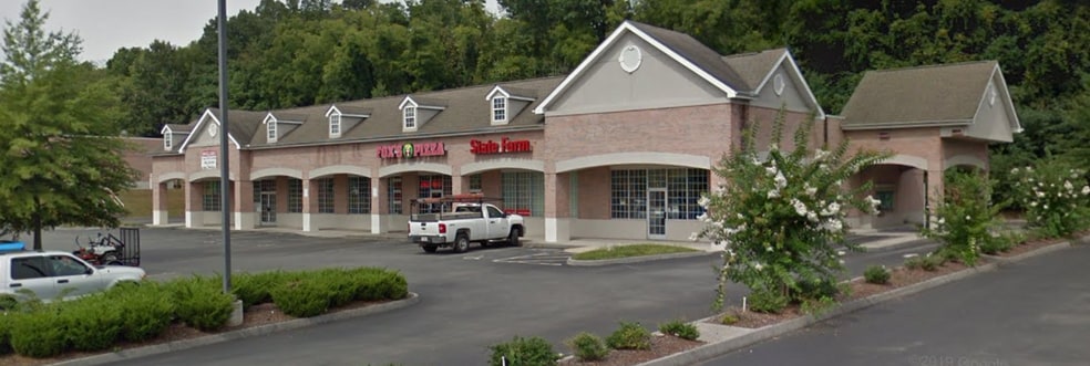 104 University Pky, Johnson City, TN for lease - Building Photo - Image 2 of 3