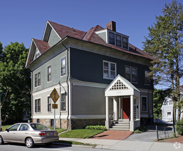 236 Hope St, Providence, RI for lease - Building Photo - Image 1 of 8