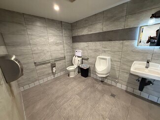 More details for 715 N Maclay Ave, San Fernando, CA - Retail for Sale