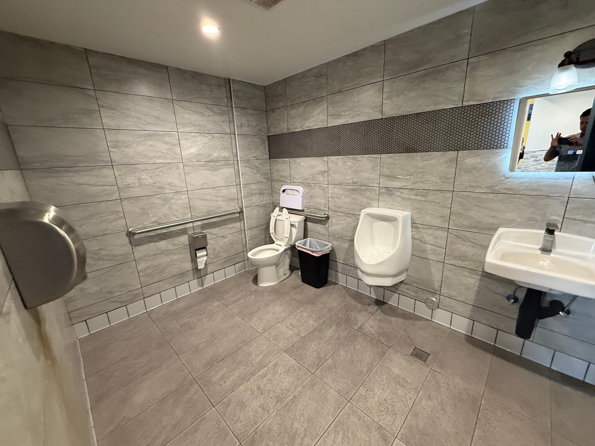 715 N Maclay Ave, San Fernando, CA for sale Building Photo- Image 1 of 9