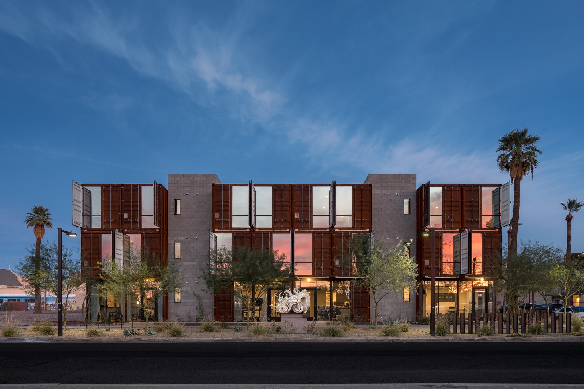 206 E Portland St, Phoenix, AZ à louer Photo du bâtiment- Image 1 de 5
