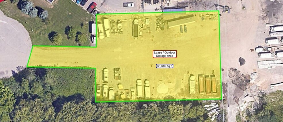 2569 Zam Pky, Milford, MI for lease - Primary Photo - Image 1 of 4