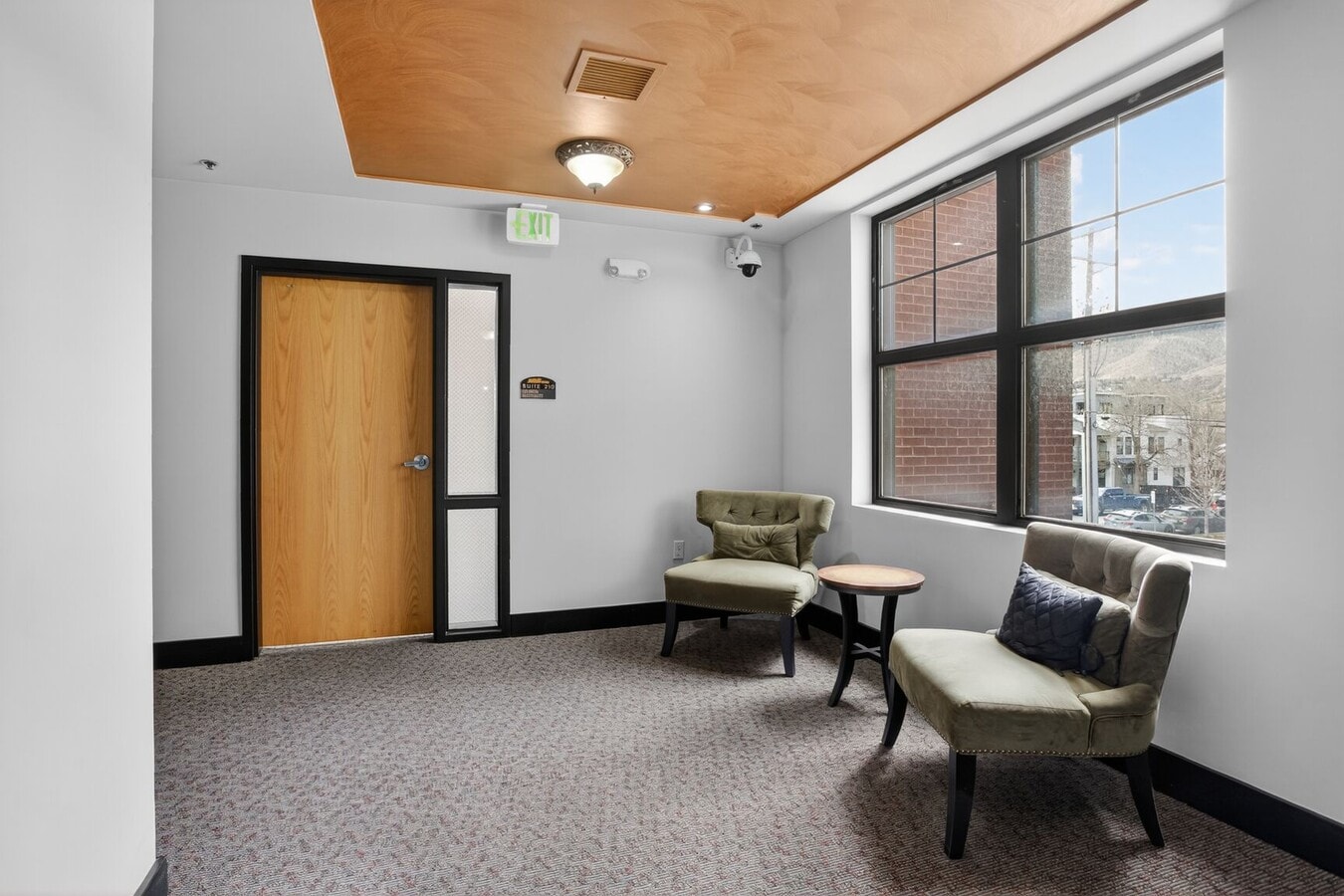 722 Washington Ave, Golden, CO 80401 - Unité 210 -  - Photo intérieure - Image 1 of 13