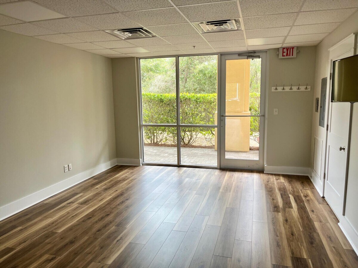 1732 W County Highway 30, Santa Rosa Beach, FL 32459 - Unit 103C -  - Interior Photo - Image 2 of 6