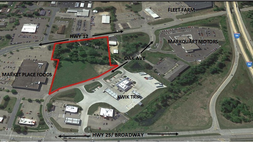 328 Oak Ave, Menomonie, WI à vendre Photo du bâtiment- Image 1 de 12