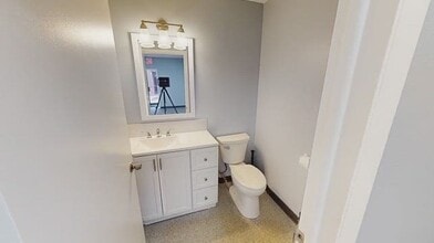 3401-3419 N Kennicott Ave, Arlington Heights, IL for lease - Commercial Listing Video 