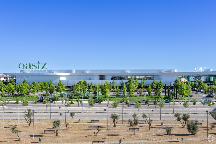 Commerce de détail dans Torrejón de Ardoz, Madrid à louer - Photo du bâtiment - Image 3 de 3