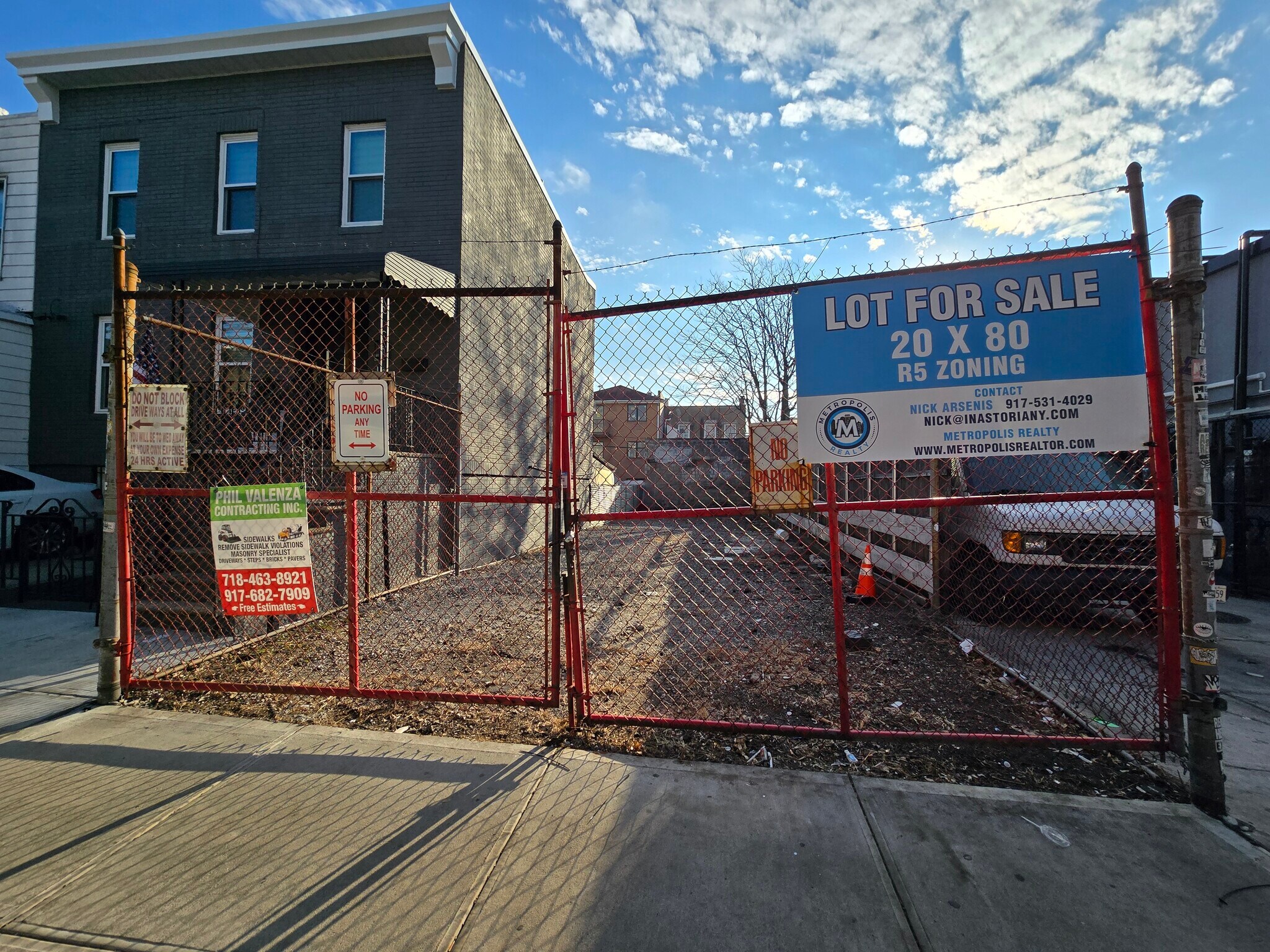 34-35 31st St, Astoria, NY for sale Primary Photo- Image 1 of 3