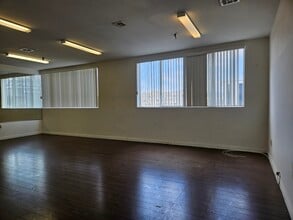 3000 W 6th St, Los Angeles, CA for lease Interior Photo- Image 2 of 2