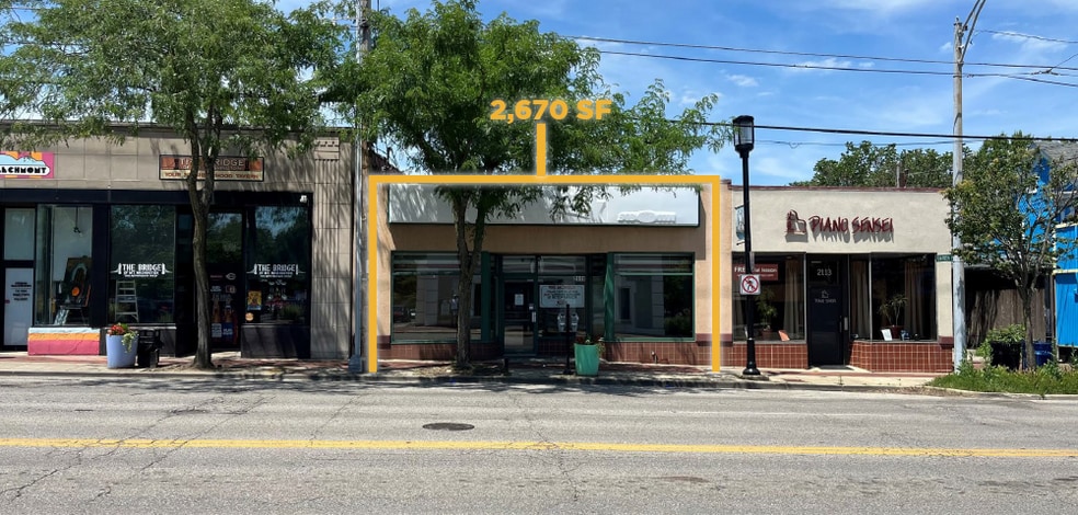 2111 Beechmont Ave, Cincinnati, OH for lease - Building Photo - Image 2 of 4