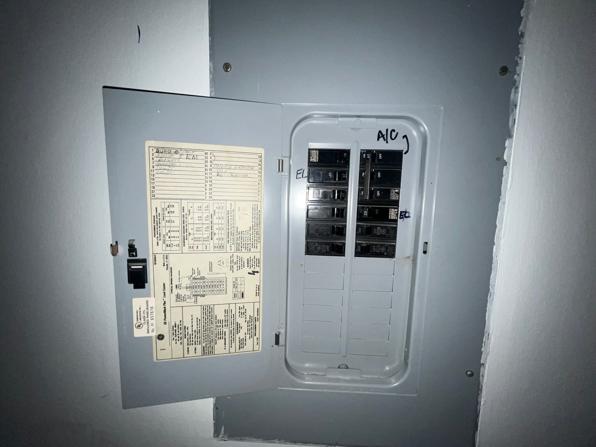 9801-9965 Pines Blvd, Pembroke Pines, FL for lease Interior Photo- Image 1 of 10