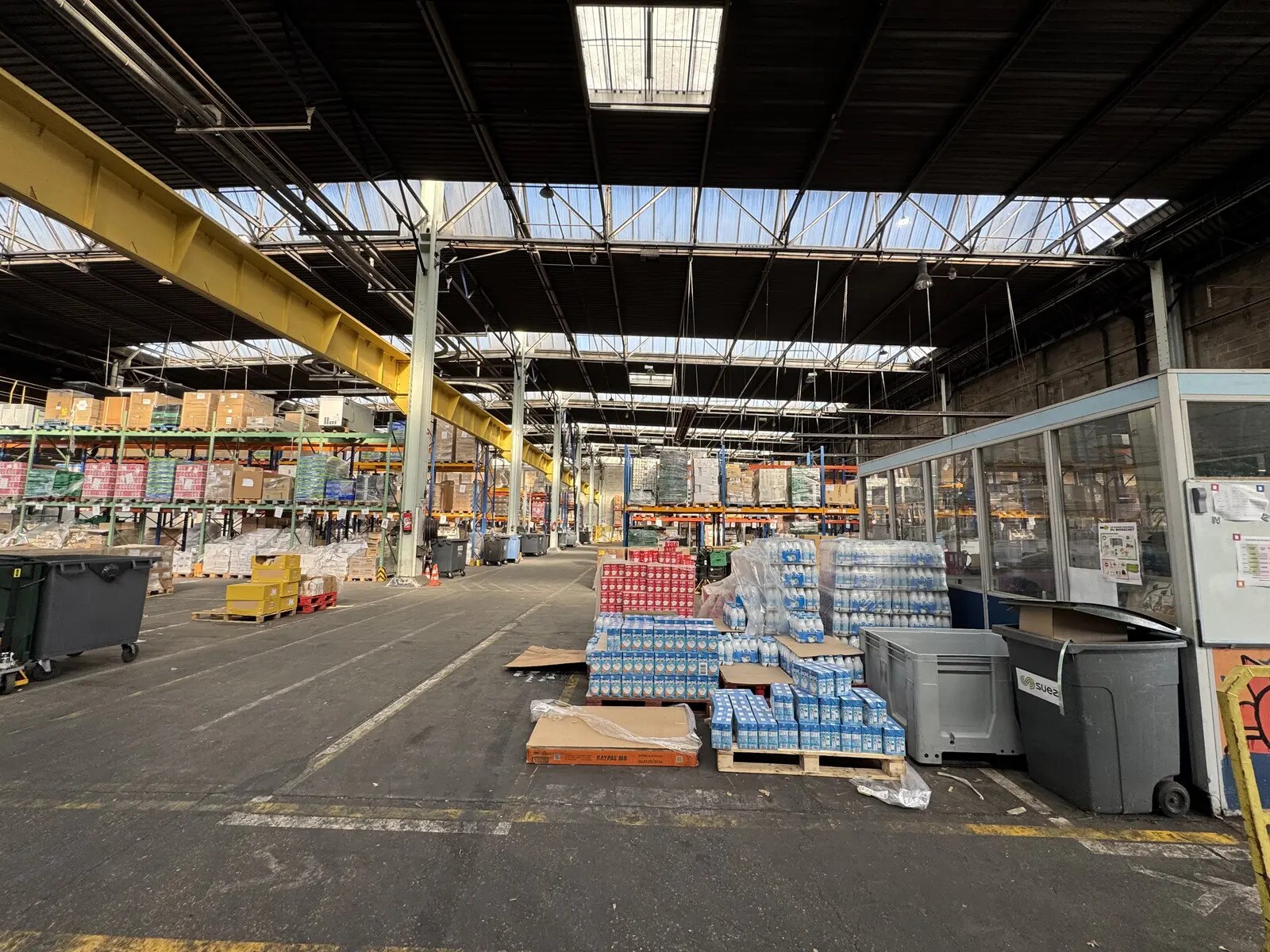 Industrial in Argenteuil for lease Interior Photo- Image 1 of 5