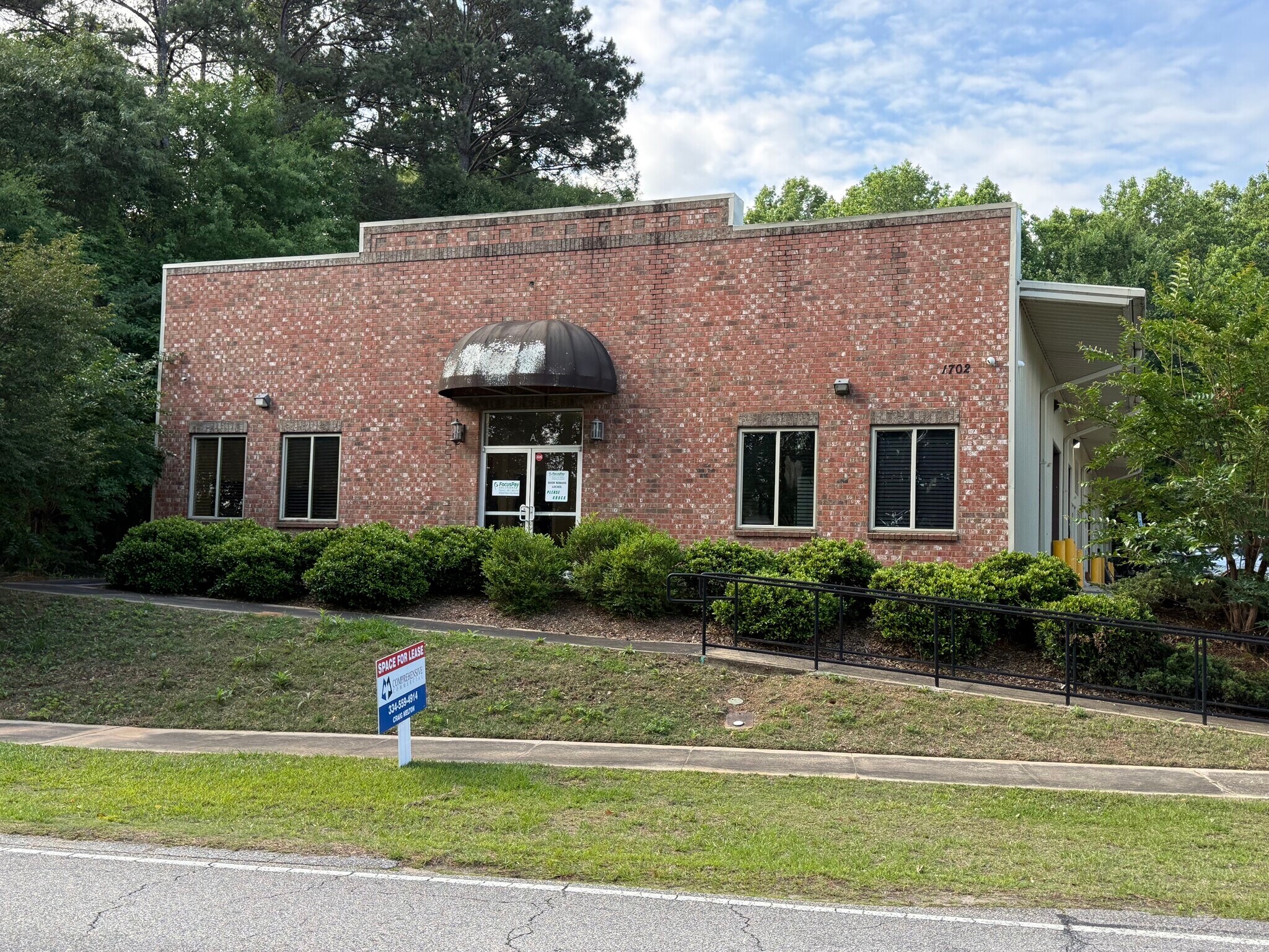 1702 Saugahatchee Rd, Auburn, AL à louer Photo du bâtiment- Image 1 de 11