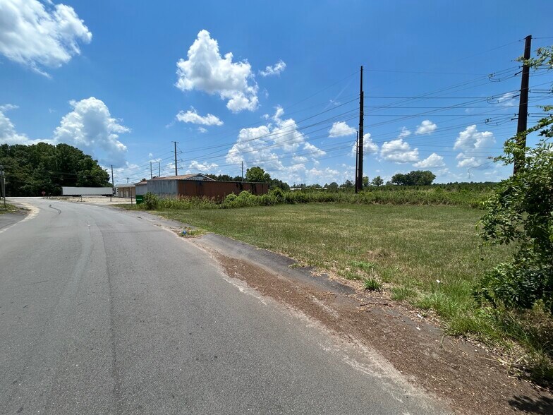 2874 Bamberg Rd, Orangeburg, SC à vendre - Photo du bâtiment - Image 2 de 24