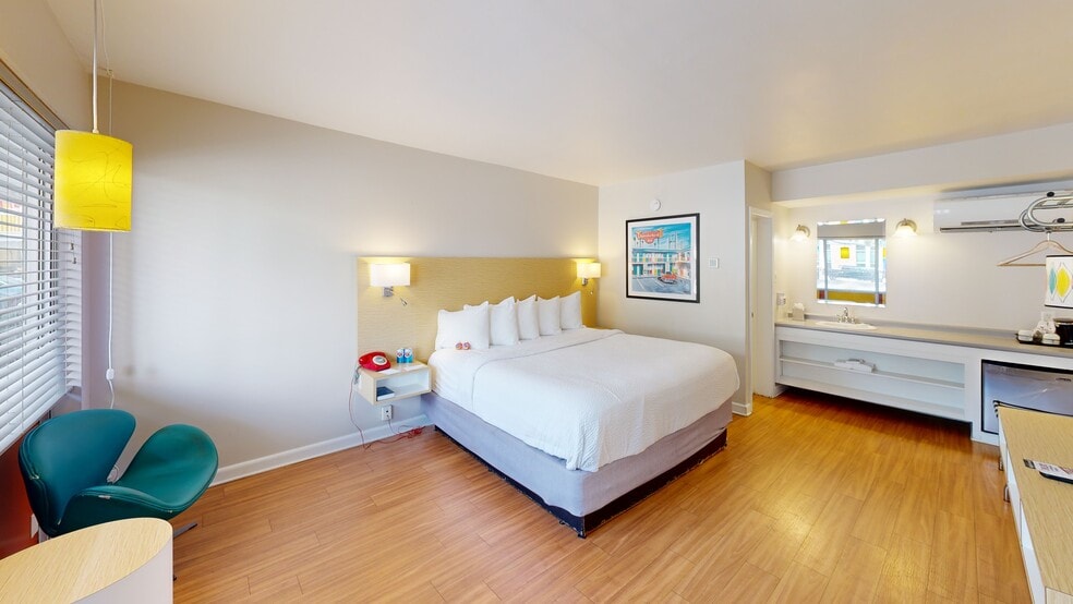 611 W Oglethorpe Ave, Savannah, GA for sale - Matterport 3D Scan - Image 2 of 22