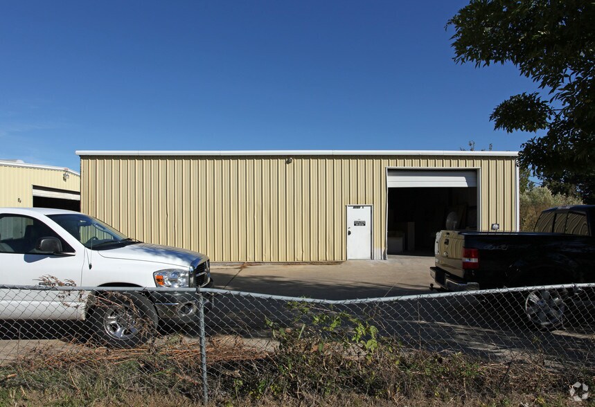 5150 Boyd Blvd, Rowlett, TX à louer - Photo du bâtiment - Image 3 de 14