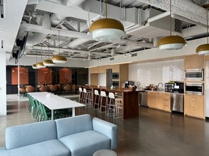 2 Drydock Ave, Boston, MA for lease Interior Photo- Image 1 of 13