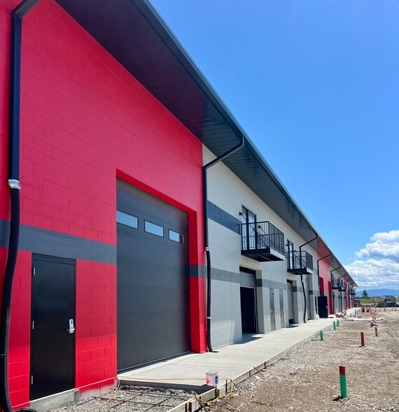105 Copper Ranch Rd, Belgrade, MT for lease - Building Photo - Image 2 of 36