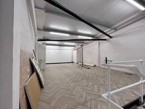 Bradley Ln, Wigan for lease Interior Photo- Image 1 of 4