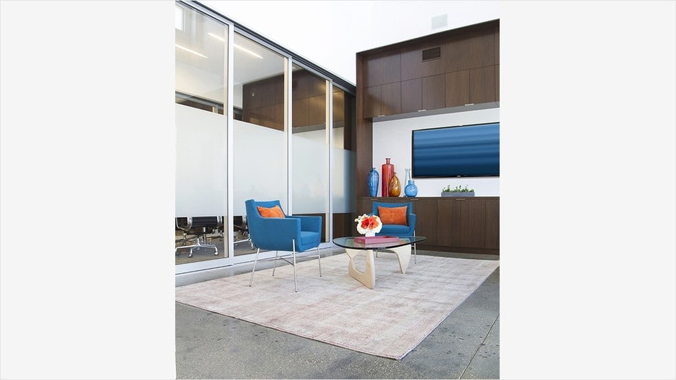 130 Arena St, El Segundo, CA for lease - Building Photo - Image 3 of 11