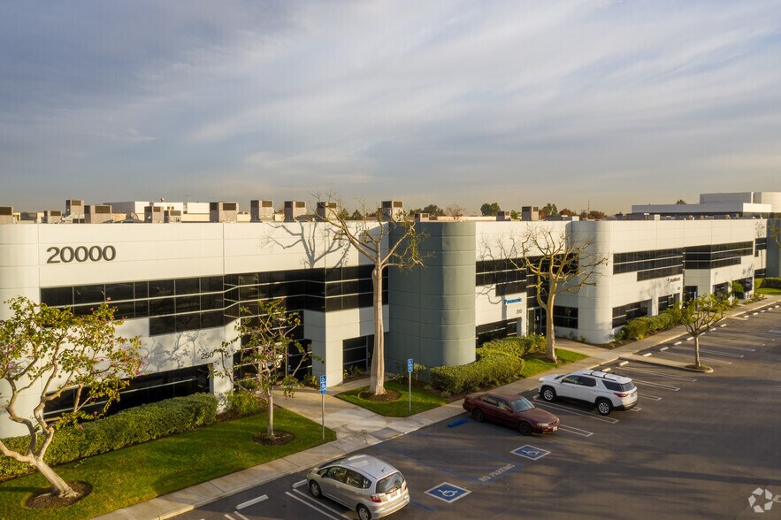 20000 Mariner Ave, Torrance, CA à louer - Photo du bâtiment - Image 2 de 7