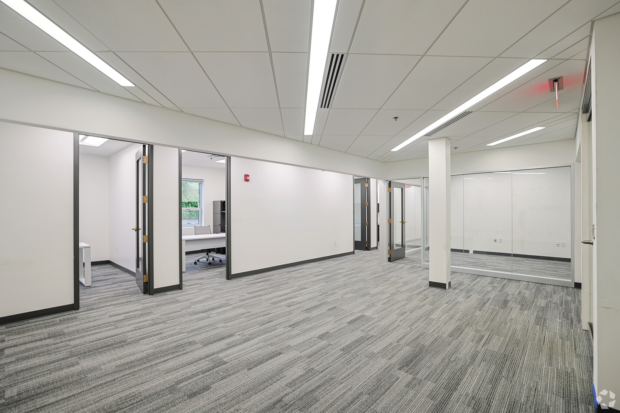 50 Burlington Mall Rd, Burlington, MA à louer Photo intérieure- Image 1 de 6