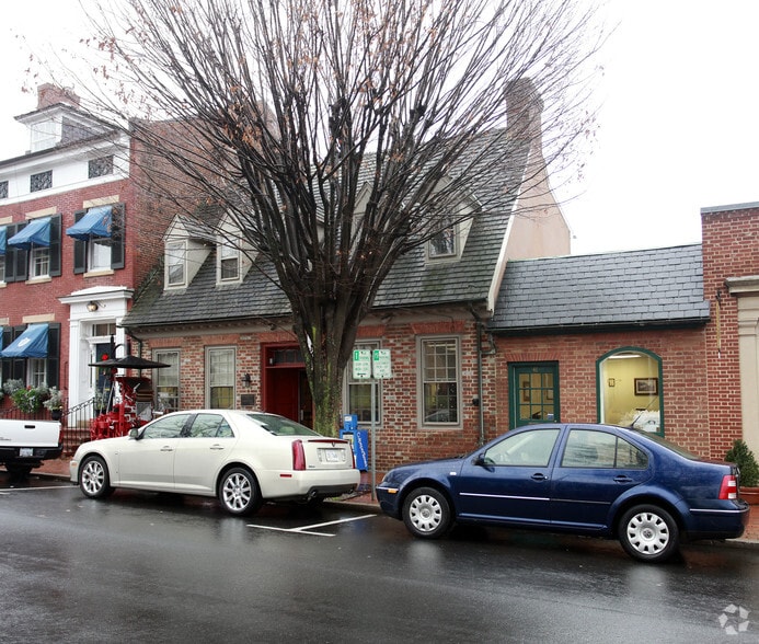 39 Culpeper St, Warrenton, VA for lease - Building Photo - Image 3 of 6