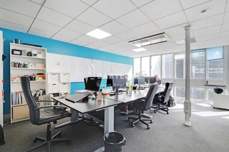 45 Rue Anatole France, Levallois-Perret for lease - Building Photo - Image 1 of 8