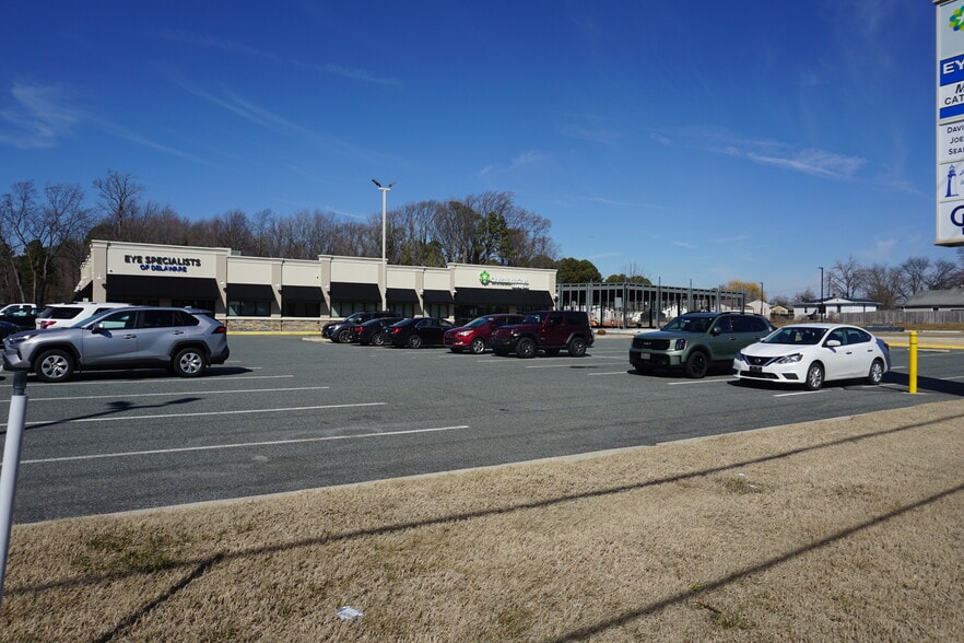 701 N DuPont Blvd, Milford, DE for lease - Building Photo - Image 1 of 5