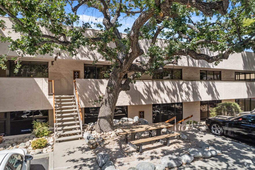 30941 Agoura Rd, Westlake Village, CA for lease - Building Photo - Image 2 of 34