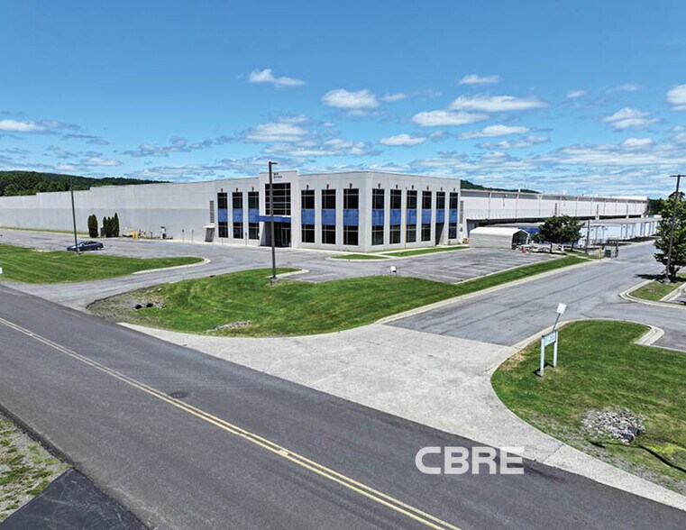 15 Houghtaling Rd, West Coxsackie, NY à vendre - Photo du bâtiment - Image 3 de 4