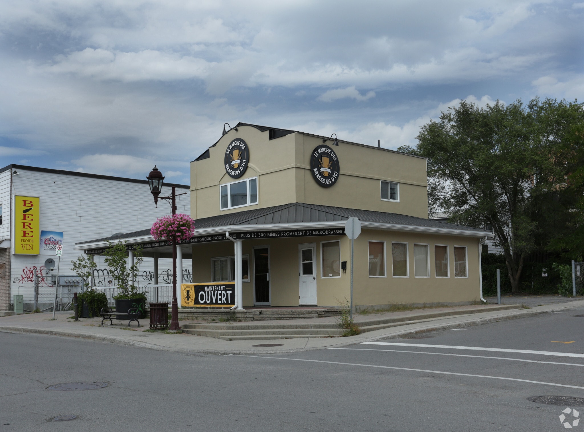 66 Rue Eddy, Gatineau, QC for sale Primary Photo- Image 1 of 7