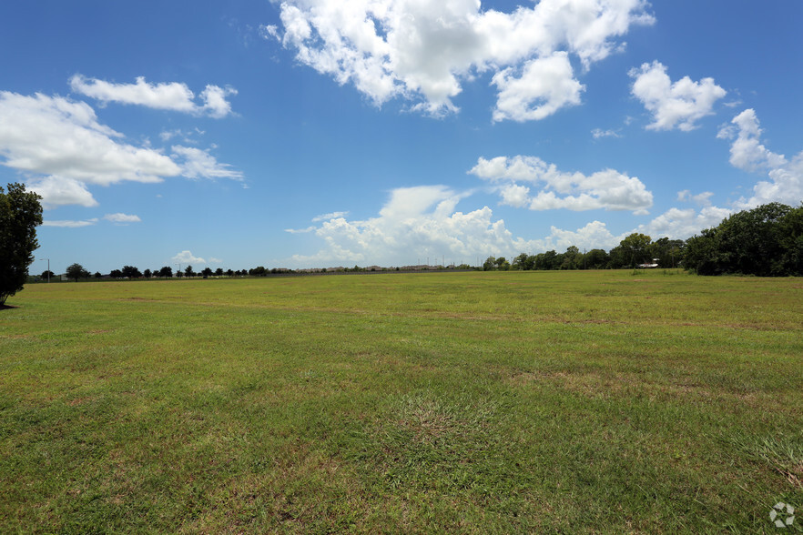 FM 518 and West Blvd, Friendswood, TX à vendre - Photo principale - Image 1 de 1