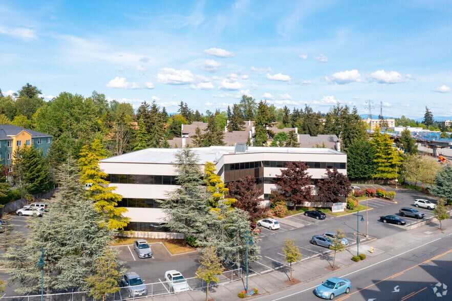 31620 23rd Ave S, Federal Way, WA à louer - Photo du bâtiment - Image 2 de 6