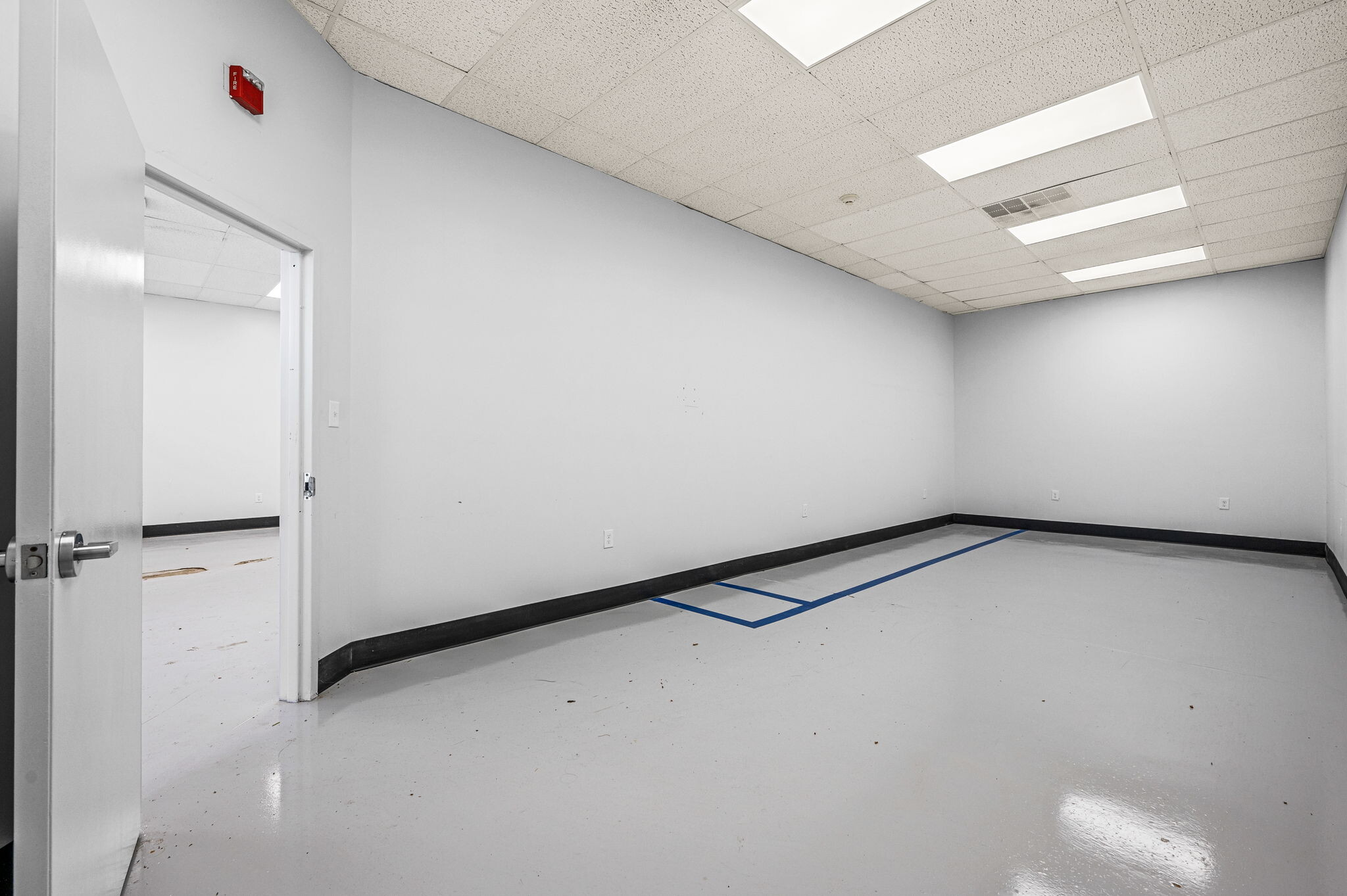 8919 New Falls Rd, Levittown, PA for lease Interior Photo- Image 1 of 21