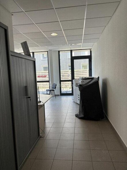 Office in Sarrebourg for lease - Interior Photo - Image 3 of 8