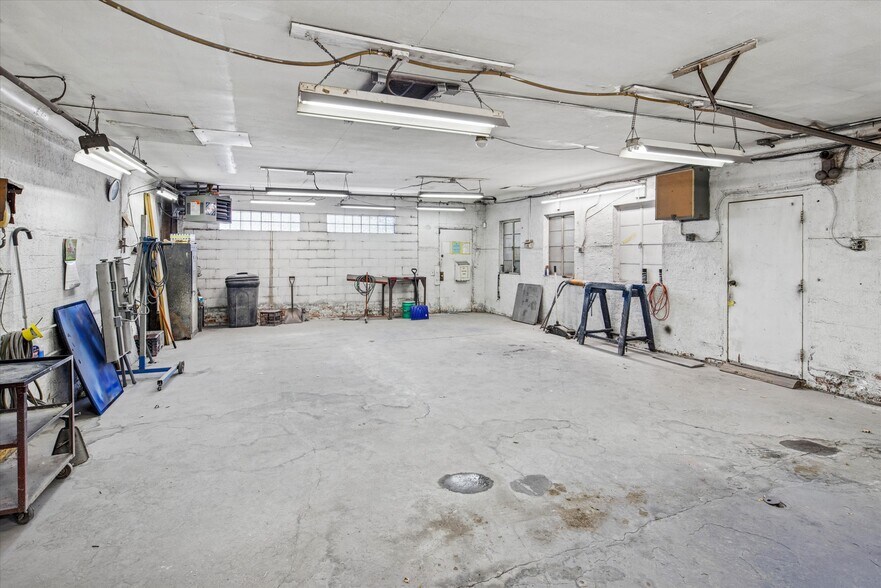 5840 S Western Ave, Chicago, IL à vendre - Photo du bâtiment - Image 3 de 15