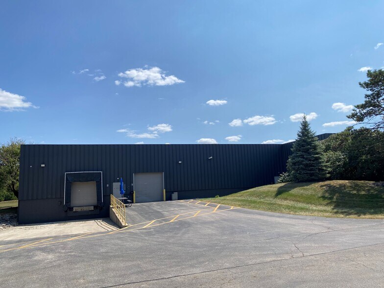 5160-5168 Blazer Pky, Dublin, OH à louer - Photo du bâtiment - Image 3 de 9