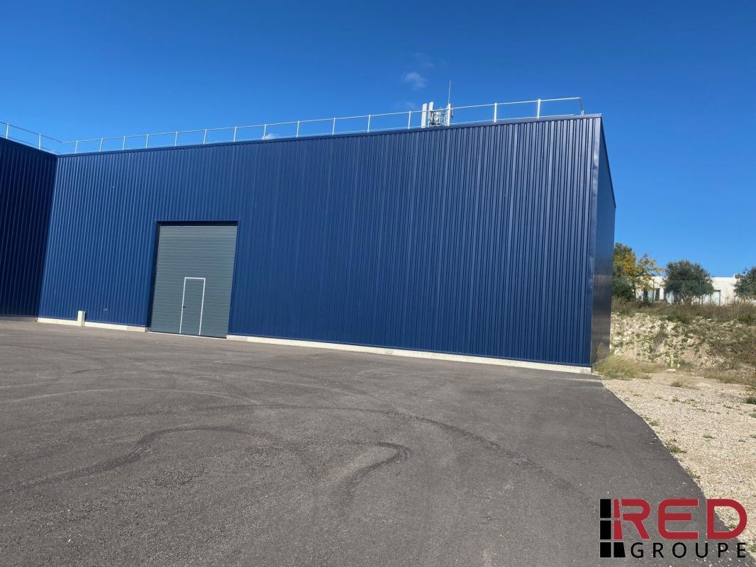 Industrial in Lambesc for lease Building Photo- Image 1 of 7