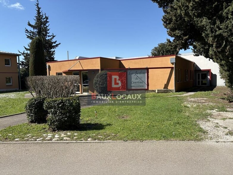 Office in Avignon for sale - Building Photo - Image 2 of 32