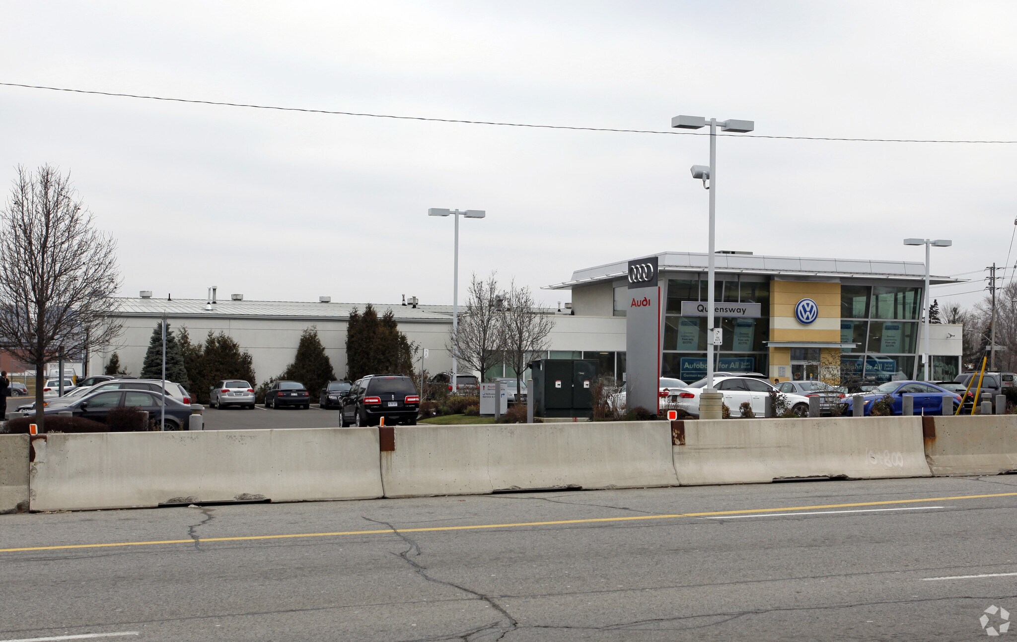 1306 The Queensway, Toronto, ON à vendre Photo principale- Image 1 de 1