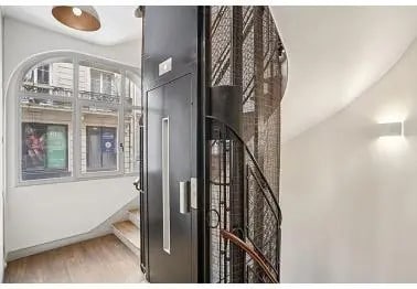 68 Rue D'Hauteville, Paris for lease - Interior Photo - Image 2 of 12