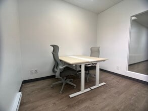 5675 Ch De Chambly, Saint-hubert, QC for lease Building Photo- Image 2 of 10