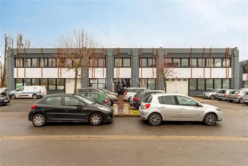 Office in Gennevilliers for lease - Building Photo - Image 2 of 10