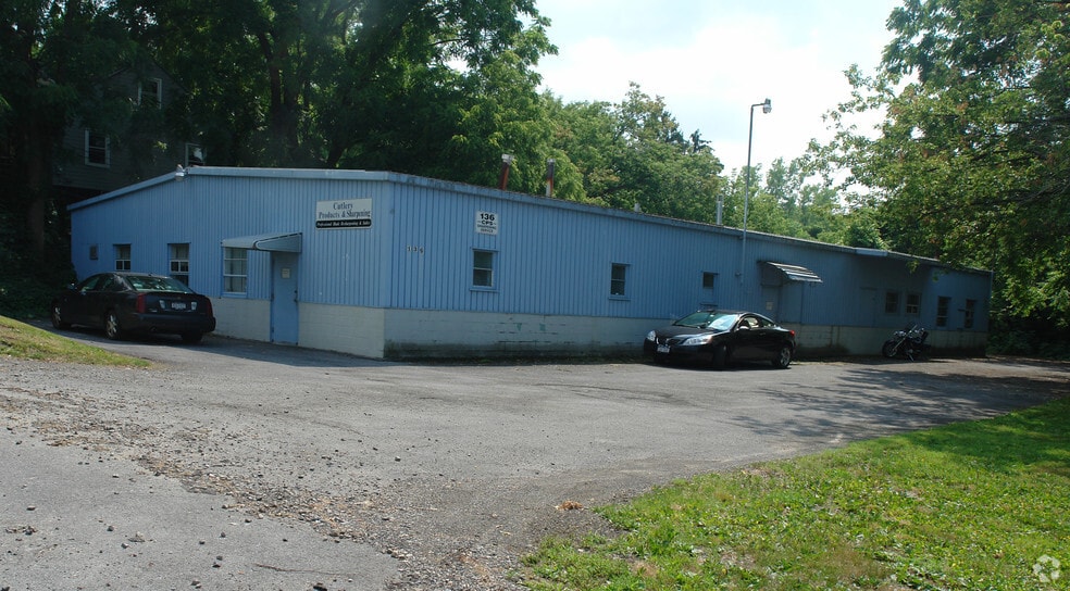136 Beattie St, Syracuse, NY for sale - Building Photo - Image 2 of 32