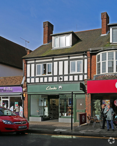 31-33 Sycamore Rd, Amersham for lease - Primary Photo - Image 2 of 8