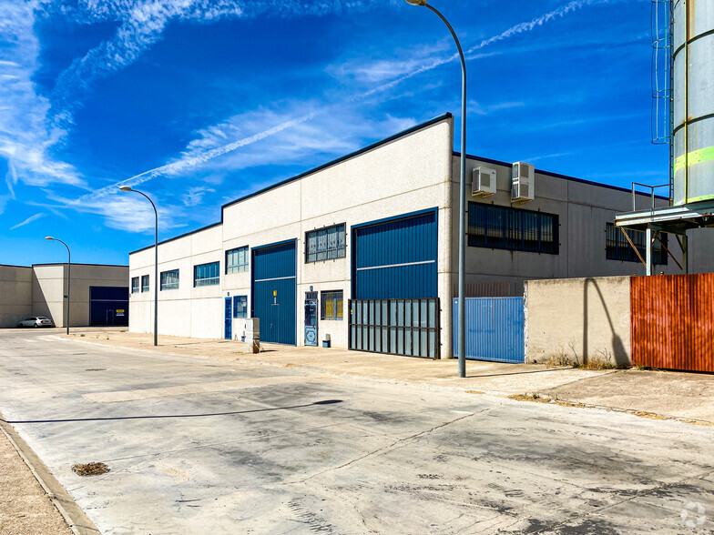 Industriel dans El Viso de San Juan, TOL à vendre - Photo du bâtiment - Image 3 de 3