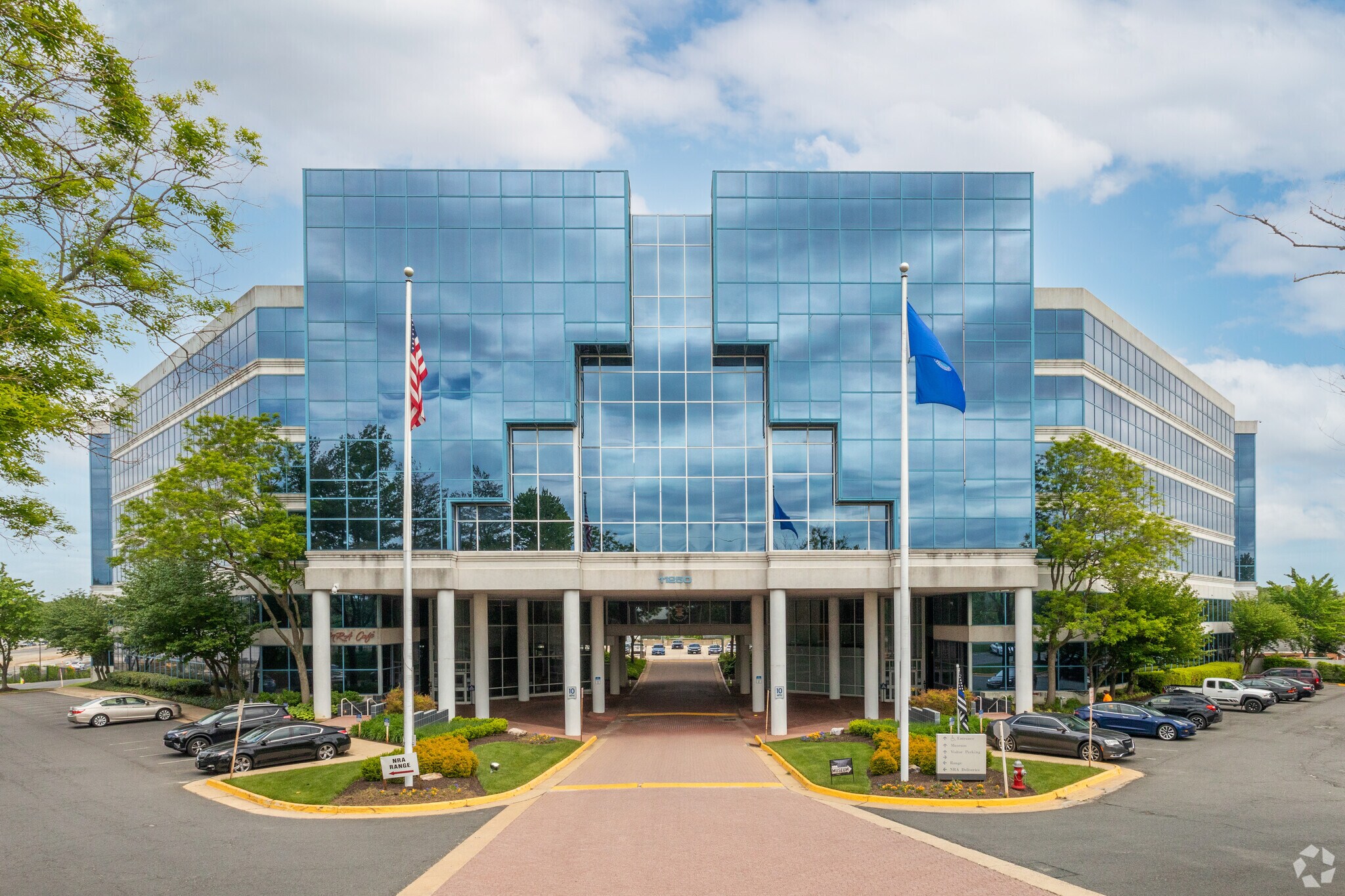 11250 Waples Mill Rd, Fairfax, VA for lease Primary Photo- Image 1 of 3