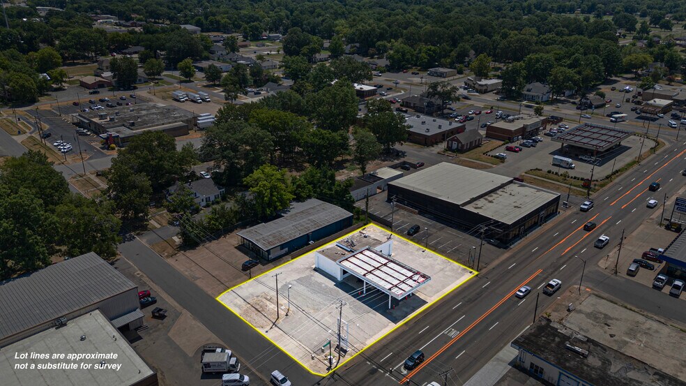 203 S Arkansas Ave, Russellville, AR à vendre - Photo principale - Image 1 de 4