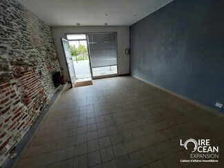 Plus de détails pour Commerce de détail à louer